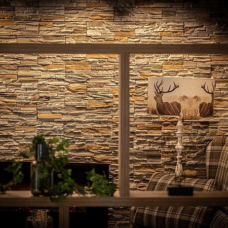 HomeHotel Salzberg Berchtesgaden Exterior foto A stone wall