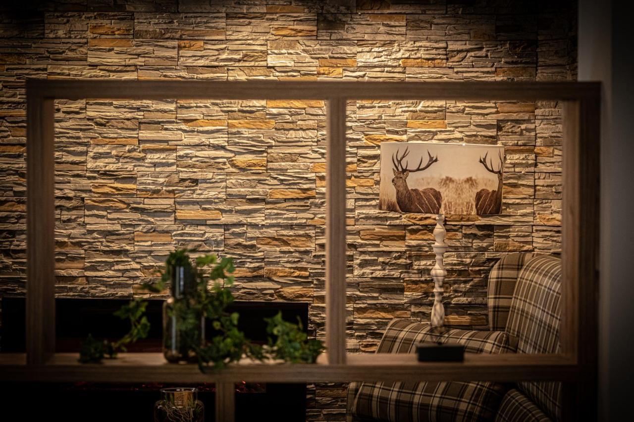 HomeHotel Salzberg Berchtesgaden Exterior foto A stone wall
